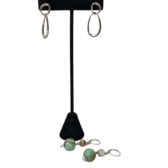 Bundle of 2 Pairs of Earrings Silver-tone Dangle Earrings Green Beaded Earrings - Picture 4 of 6